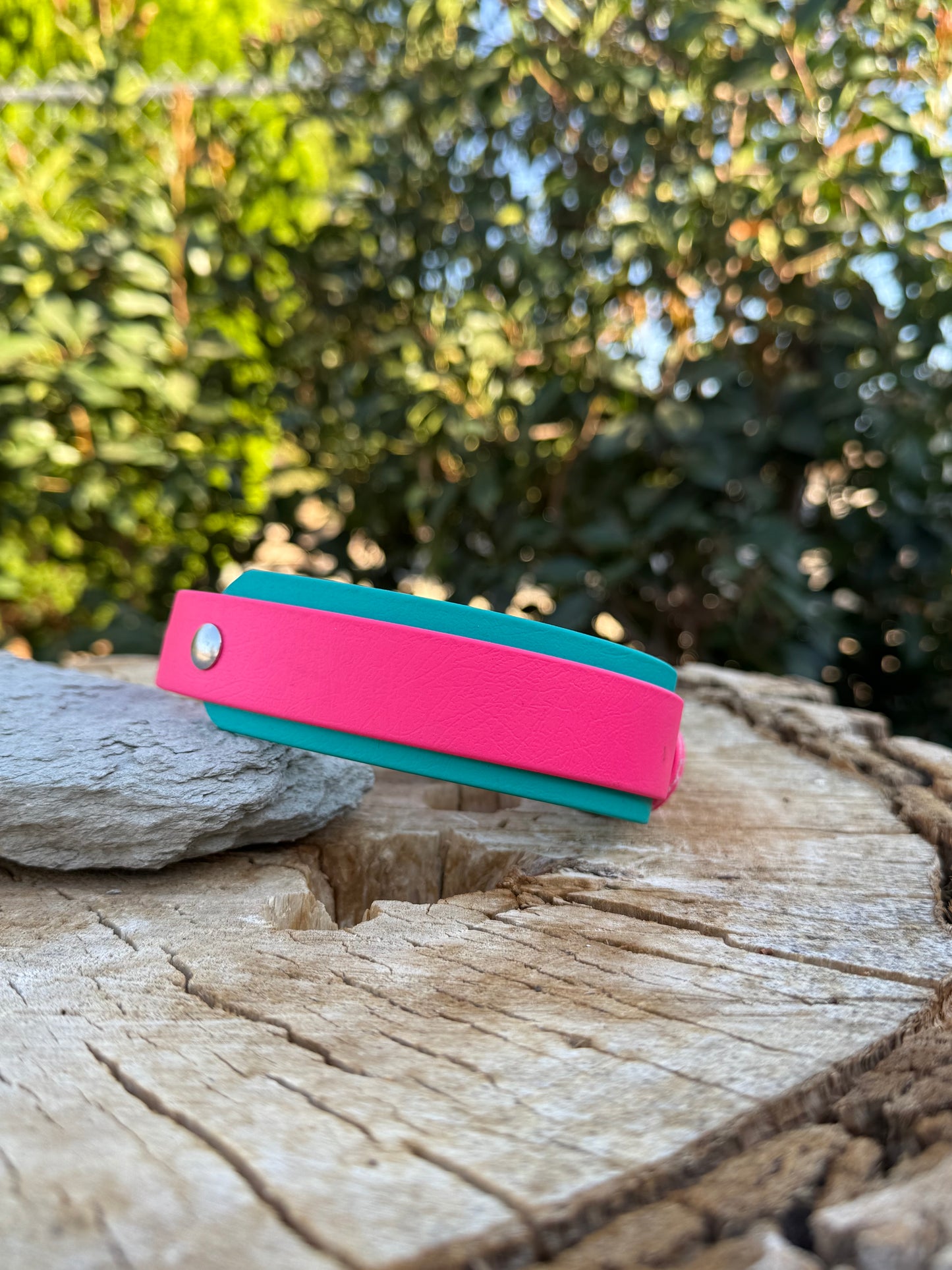 neon pink