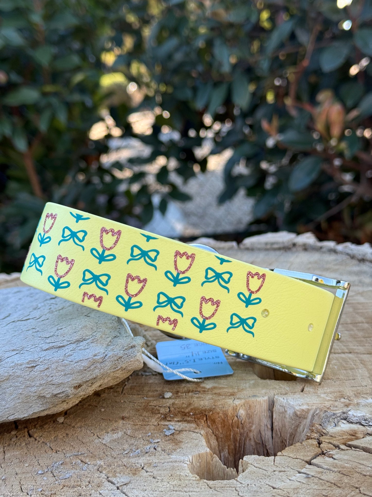 Tulip Biothane® Dog Collar | 1.5" Flat | Waterproof Spring + Floral Design