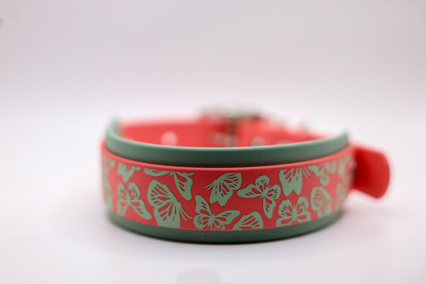 Butterfly Layered Biothane® Dog Collar | 1.5" Waterproof